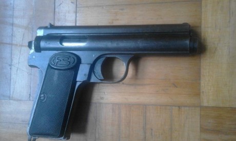 Pistola Fegyvergyar, modelo Frommer Stop 1912, calibre 9 Cto. muy buen estado general, perfecta de mecánica 01