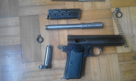 Pistola Fegyvergyar, modelo Frommer Stop 1912, calibre 9 Cto. muy buen estado general, perfecta de mecánica 22