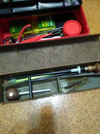 Hola pongo a la venta este Revólver Remington de Lippieta del 44(457) de avancarga con complementos
Precio 22