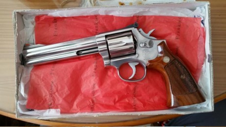 Hola:

Pues como indico en el anuncio, estoy interesado en adquirir un revolver de 6 pulgadas, preferiblemente 51