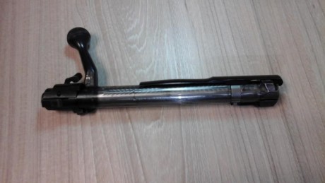 Vendo este magnífico arma salida de la fábrica de New Haven, con sistema de cerrojo pre-64 y maderas seleccionadas. 50