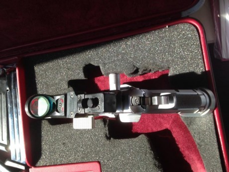 VENDO PISTOLA TANFOGLIO DE CALIBRE 38. ADECUADA PARA IPS, EQUIPADA CON VISOR LASER ROJO Y VARIOS CARGADORES.
PRECIO: 01