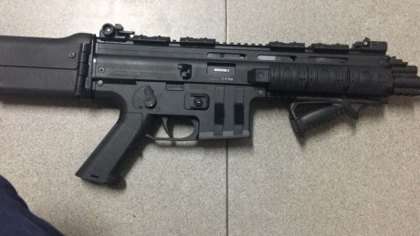 Buenos dias compañeros,
Despues de darle muchas vueltas, me he decidido a desprenderme de mi ISSC mk 22, 00