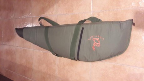 Vendo carabina  CZ 513 Farmer  del calibre  .22 LR .
Sólamente estrenada, está impoluta, excepto un arañazo 71