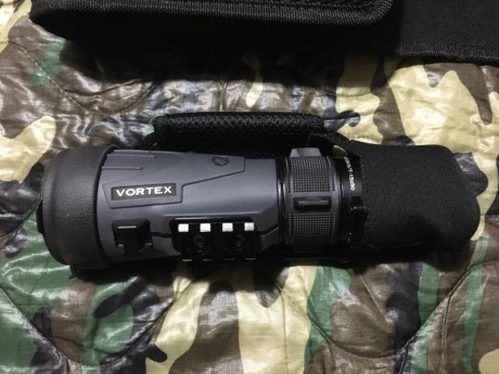 Muy buenas

Vendo este monocular porque me va demasiado grande de aumento para las distancias que lo queria 00