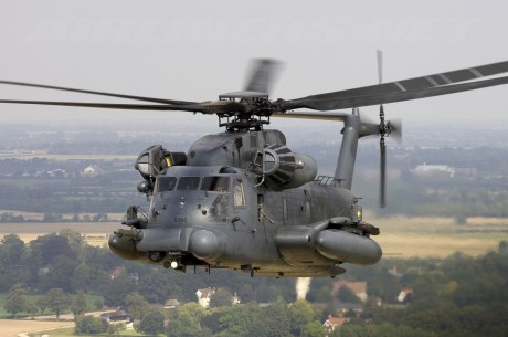 Pues eso, en este hilo pretendo deleitaros como amantes de los aviones de combate que sois muchos, con 142