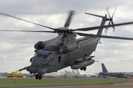 Pues eso, en este hilo pretendo deleitaros como amantes de los aviones de combate que sois muchos, con 150