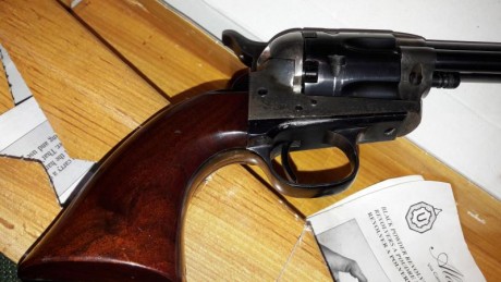Sin uso, cañon de 7, 5 pulgadas. Mas conocida como modelo Pacificador. NUEVA. Se entrega con su caja original.Cambio 11