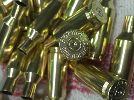 Vendo o MEJOR CAMBIO vainas calibre 6mm BR. 
103 marca NORMA
70 marca LAPUA
Solo un disparo y pasadas 01