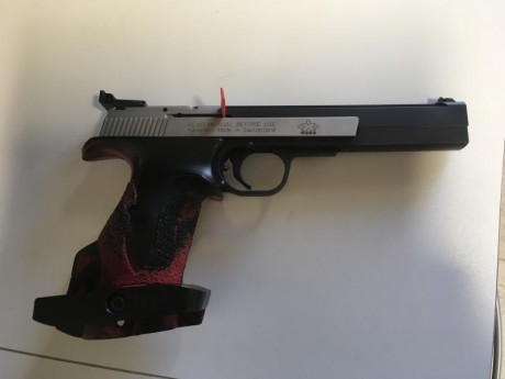 Buenas tardes compañeros, pongo en venta mi hamerli x esse sport, la cual ya ha cumplido su función de 02