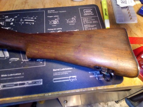 Por dejar la afición voy a ir desprendiendome de los juguetes.
Vendo enfield MK1 Nº4 del año 1944, guiado 31