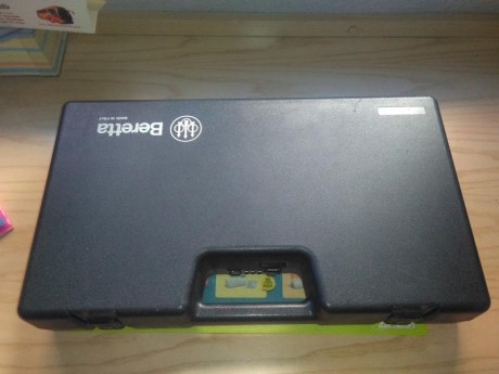 Hola.
Quitándome lo que no empleo,pongo esta otra arma en venta.
Se trata del modelo Combat de Beretta.Podeis 02