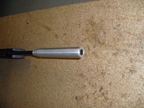 Bueno despues de acabar la culata para el mauser,estaba un poco aburrido y me dispuse a ponerle una culata 90