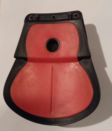 Se vende magnífica funda de polímero, del fabricante FOBUS, modelo REVOLUTION, para pistolas 1911 con 50