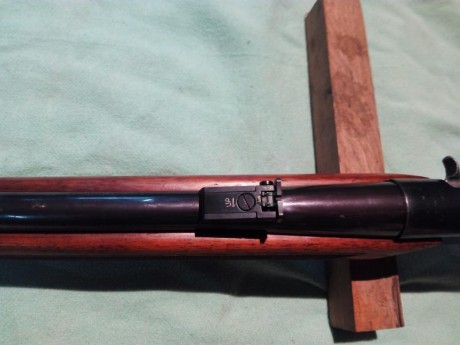 No esta impecable, las maderas tienen marcas de uso y el pavonado no està impoluto, presenta algunas manchas 31