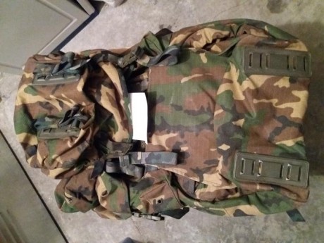 Vebdo mochila altus completamente nueva 65€
También podria cambia por algo de militaria gcivil o guerras 01