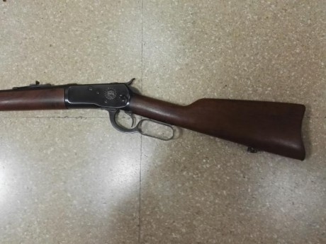 Vendo RIFLE marca AMADEO ROSSI cal.38, en perfecto estado de conservación. 
No lo he utilizado practicamente. 02