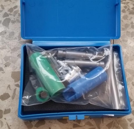 Vendo kit de cambio rápido para la Dillon 650 del calibre .32, su estado es nuevo, solo se montó una vez 00