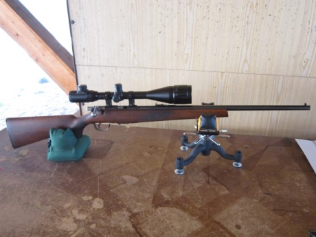 ---- Vendida. Se puede borrar este hilo (yo no veo que el creador lo pueda hacer) ----

Buenos días a 01