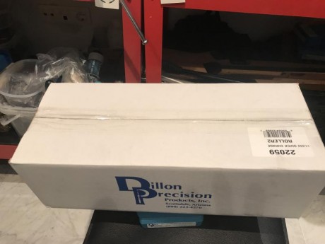 Buenas tardes:

Vendo kit de cambio estación Dillon 650 SIN estrenar. Adjunto foto de la caja. .Atiendo 01