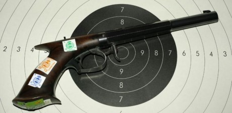 Vendo pistola  Underhammer Feinwerkbau  History 1 , calibre 36  , arma de suma precision y para hacer 70