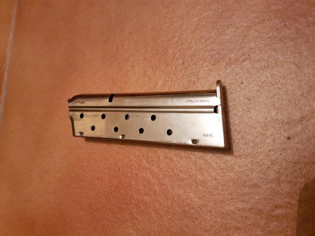 Muy buenas, vendo cargador para la 1911 y clones del 9mm parabelum, de aceo inox ,como nuevo por 25€ portes 00