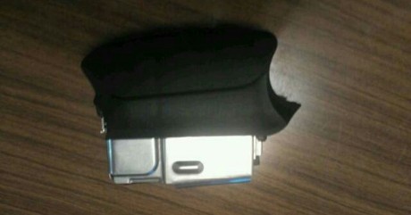 Vendo cargador de 10 balas, calibre 3006, usado dos veces en galería de tiro. Precio 47 euros con envío 00