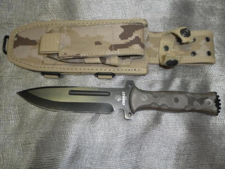 vendo este cuchillo jy V  combat con funda camo desert en buen estado , esta afilado pero con poco uso 01