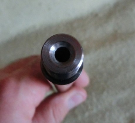 Buenas tardes,

Vendo cañón Weihrauch de HW100 de 41 cm de longitud y calibre 4,5.
Lo compre hace poco 11