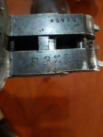 Me han regalado un familiar una escopeta paralela, de calidad, marca "GRUMOLS"  y en un lateral, 131