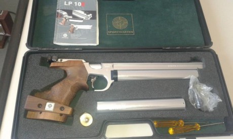  Buenos Días...
Pongo a a la venta mi arma de aire...
STEYR LP10 ELECTRONICA, en perfecto estado con cacha 02