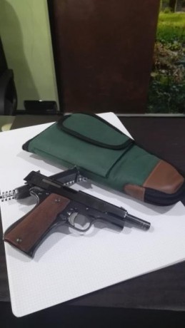 Un amigo me pide ponga en venta su pistola marca STAR ( B. Echeverria) SA.
EIBAR.  Calibre 9mm, estado 00