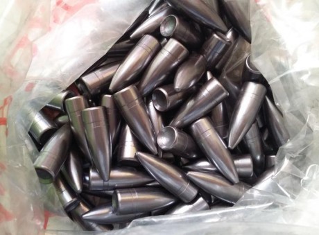 Hola. Pongo a la venta un pequeño lote de puntas de la marca Sellier & Bellot. Se trata de 78 unidades 00