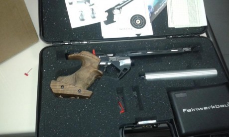  Buenos Días...
Pongo a a la venta mi arma de aire...
STEYR LP10 ELECTRONICA, en perfecto estado con cacha 61