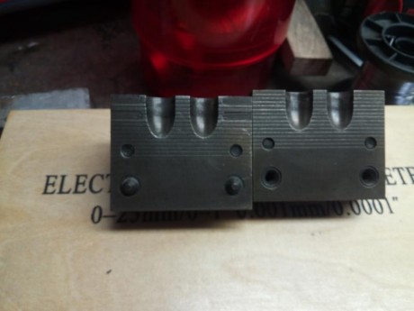 Buenas tardes :

Pongo a la ventas las siguientes turquesas.Mañana pondre mas informacion sobre ellas 22