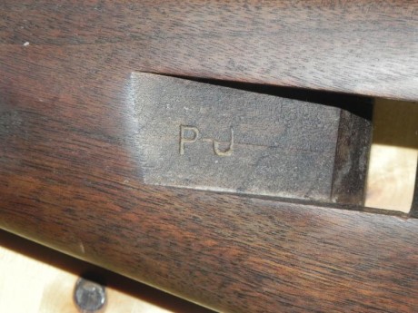 Hola a todos,  me veo obligado a vender a mis dos joyas, el primero un Carl Gustav largo en 6.5x55, con 12