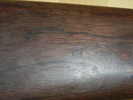 Hola a todos,  me veo obligado a vender a mis dos joyas, el primero un Carl Gustav largo en 6.5x55, con 11