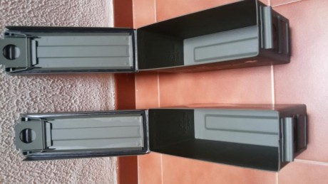 Caja metálica de munición, ideal para guardar tu munición o cualquier cosa, totalmente estanca sus medidas 00