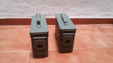 Caja metálica de munición, ideal para guardar tu munición o cualquier cosa, totalmente estanca sus medidas 00