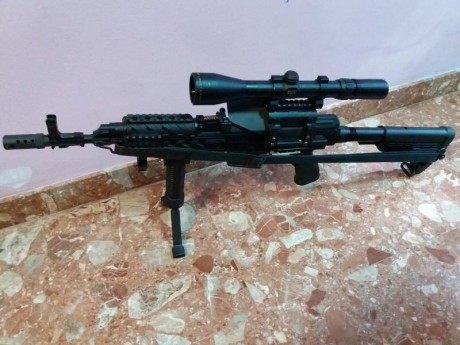 Hola a todos,

Pongo a la venta este rifle VZ58 semi automático en calibre 222, tiene menos de 200 disparos 01