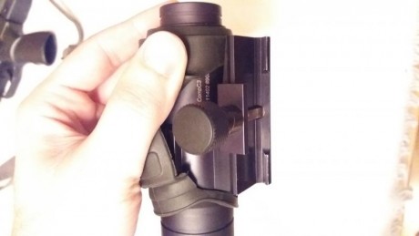 :zebFat: Vendo mi aimpoint Compc3 4 Moa. Tiene 4 años y muy poco uso. Ha estado montado en una carabina 12