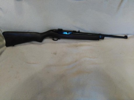 Hola a todos:
Un colega mio me ha pedido que ponga a la venta este magnifico rifle con apenas uso y en 02