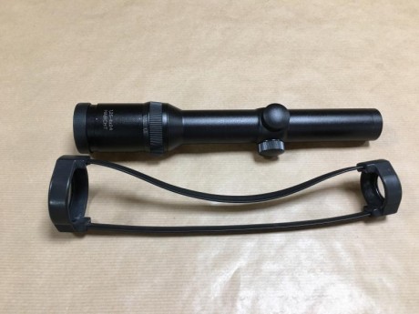 Visor ideal monteria, muy poco uso, con sus tapones originales  y funda de cuero. 00