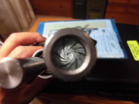 Hola compañeros,
  VENDIDA   Pongo en venta esta Kimber Gold Match II en acero inox y calibre 9mm, la 12