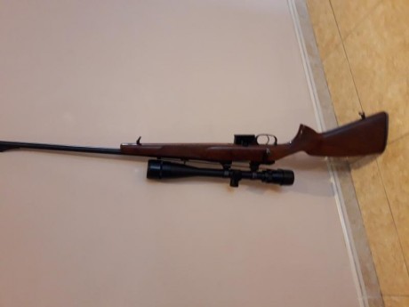 vendo rifle cz breno cal 222 r mod 527 vendido
perfecto estado 
monturas originales breno 
visor busnell 01