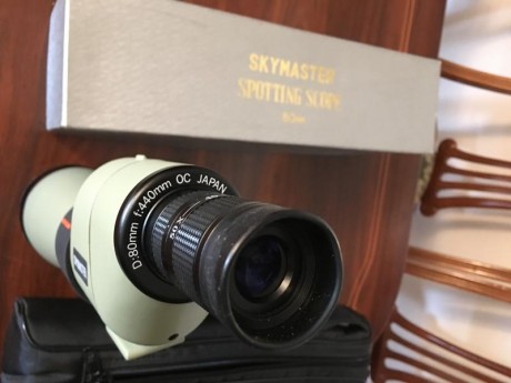 Telescopio terrestre 20-50 X 80 muy luminoso y practicamente sin uso ideal para el tiro al blanco, observacion 00