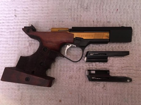 Hola
Por abandono de modalidad, vendo UNIQUE DES 96 U calb. 22, es el último modelo de la firma, en excelente 00