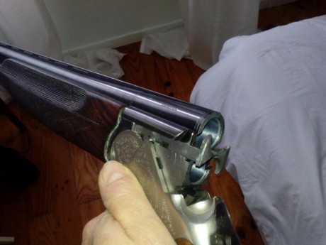 Superpuesta Lanber, expulsora, de un solo gatillo y selector de cañón,  con 5 polichoques,  en muy buen 00