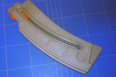  Vendido 
Vendo Cargador 25 cartuchos S&W MP15 .22 en color arena. el cargador esta nuevo a estrenar 01