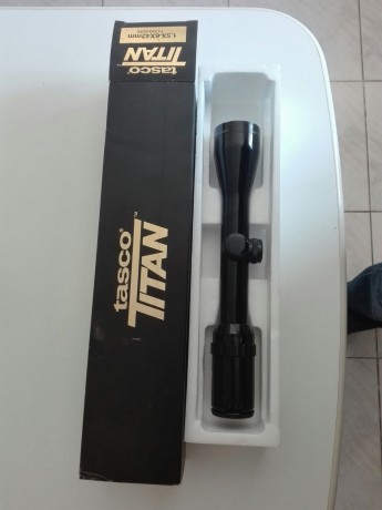 Vendo Visor Tasco Titan 1,5-6X42
Tubo de 30mm.Funciona perfectamente.
Precio: 225 € 01